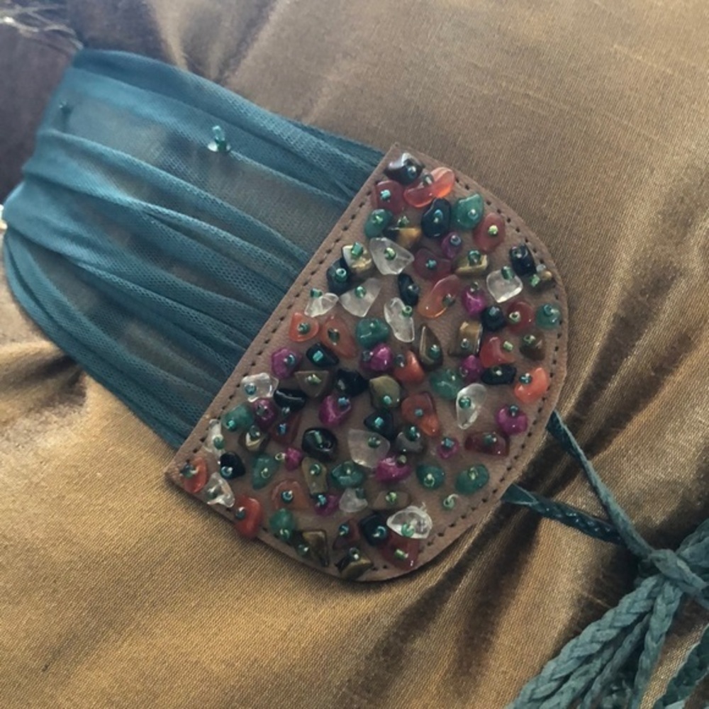 Vintage unique teal faux leather embellished belt - Picture 4 of 10